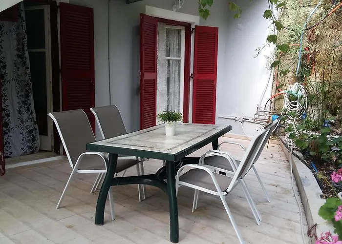 Delfini Bay Retreat 아파트 바실리키