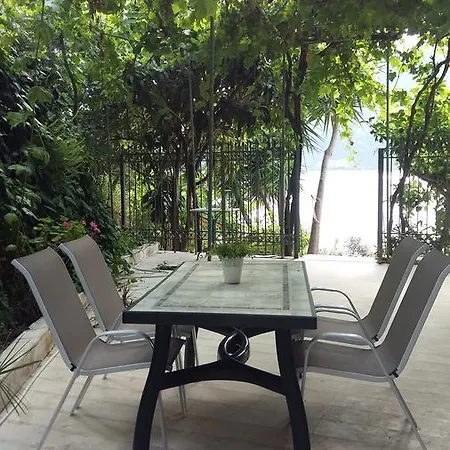 Apartament Delfini Bay Retreat