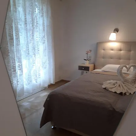 Delfini Bay Retreat Apartament *