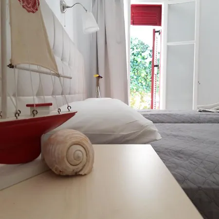 Апартаменты Delfini Bay Retreat Василики